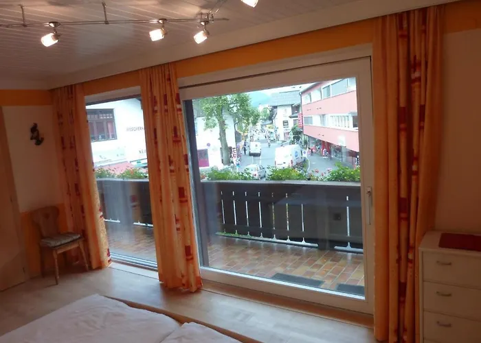 Exklusiv Hofer アパート *