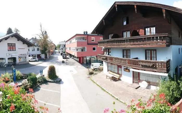 アパート Exklusiv Hofer