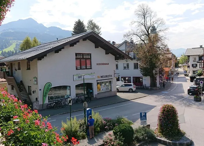 Exklusiv Hofer アパート