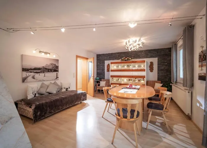 アパート Exklusiv Hofer